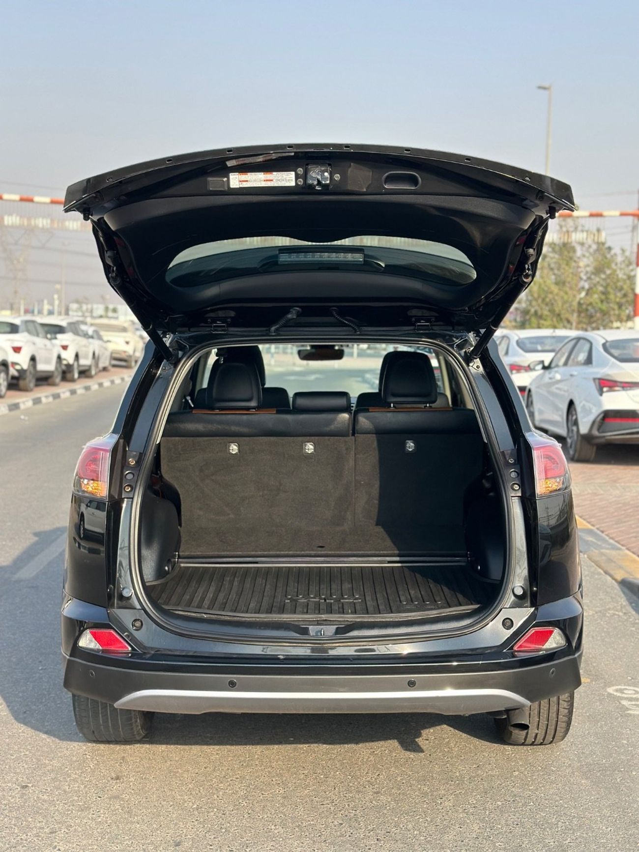 تويوتا راف ٤ LTD 2.5L