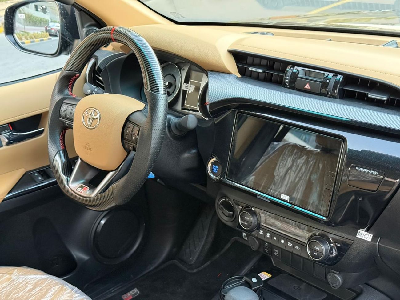 تويوتا هيلوكس 2.8L Special Edition A/T