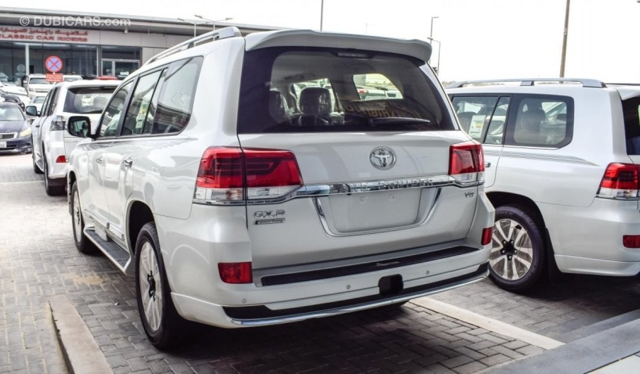 تويوتا لاند كروزر Toyota Land Cruiser GXR Grand Touring V8