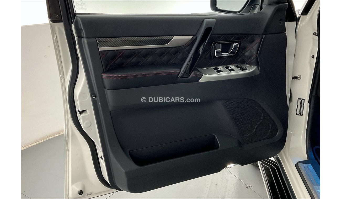 ميتسوبيشي باجيرو Signature Edition