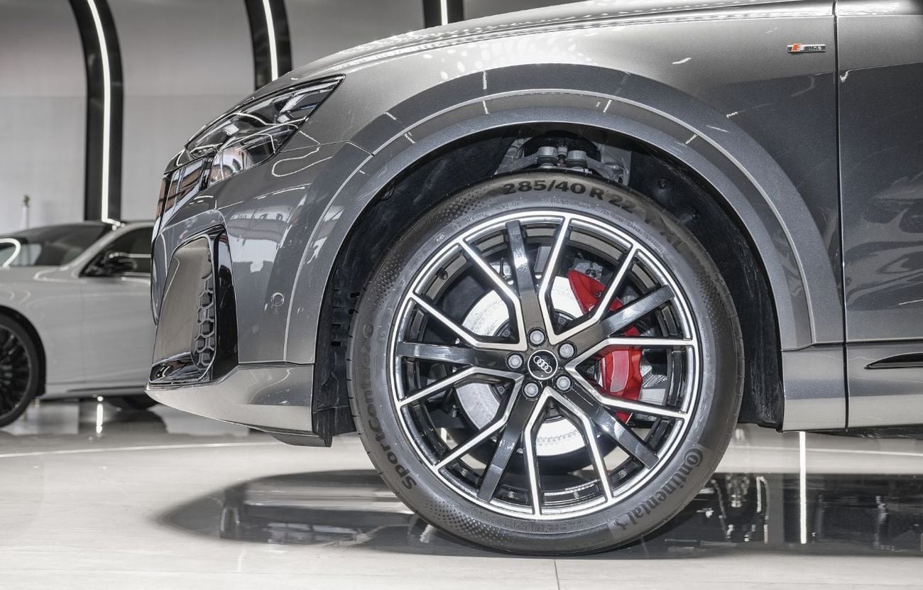 Audi Q8 etron AUDI Q8 S-LINE SPORT 2025 NEW