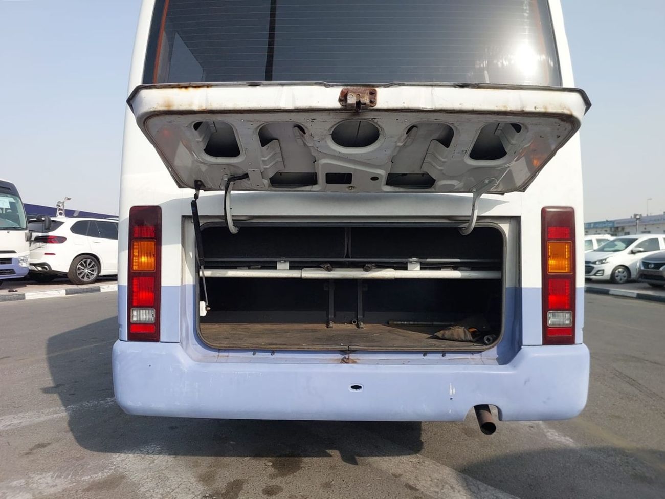 Nissan Civilian (RAMADAN OFFER) NISSAN CIVILIAN BUS RHD 2000 MODEL 4.1 L DIESEL AUTOMATIC(PM00168)