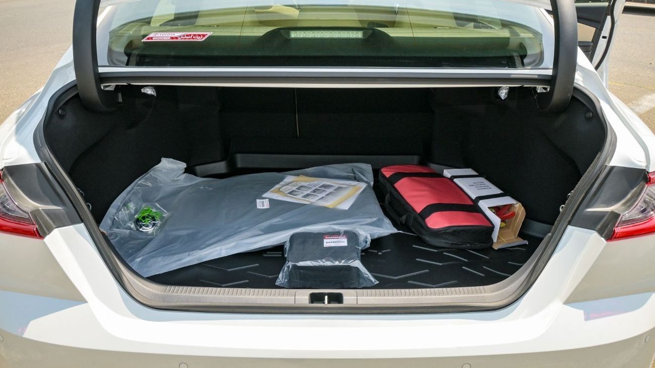 Toyota Camry Toyota Camry LE 2.5L Hybrid, Panorama - 2025 (Export)