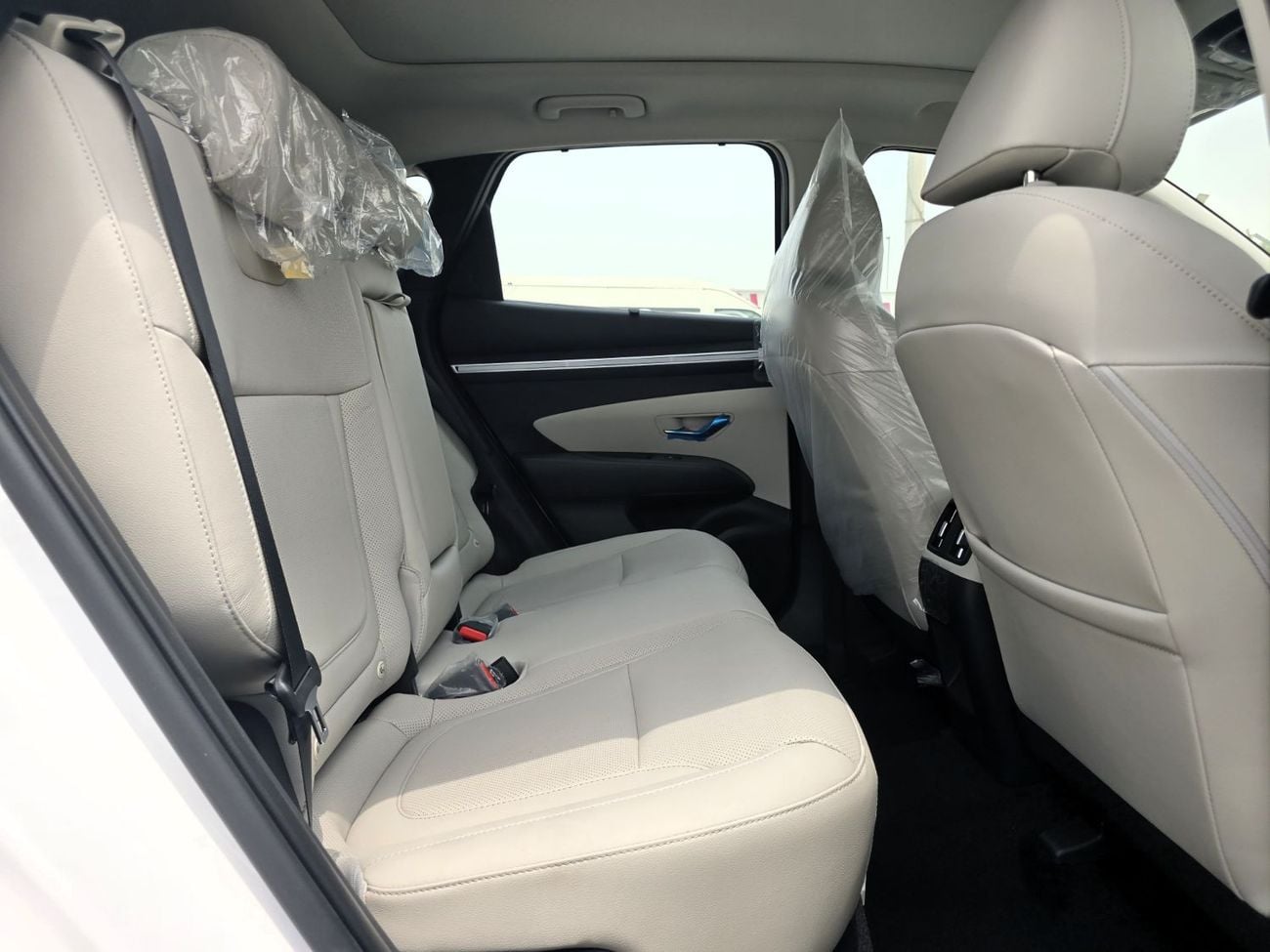 Hyundai Tucson COMFORT PLUS Hyundai Tucson  1.6T A/T FWD SUV White Color 2024 Model