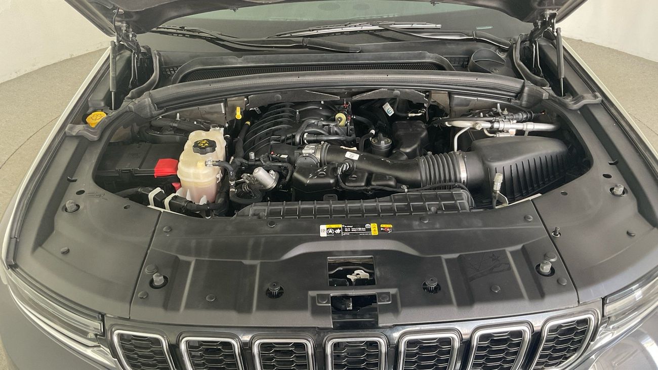 جيب جراند شيروكي Limited | شامل الضمان | 0 ﺪﻔﻋﺓ ﺃﻮﻟﻯ