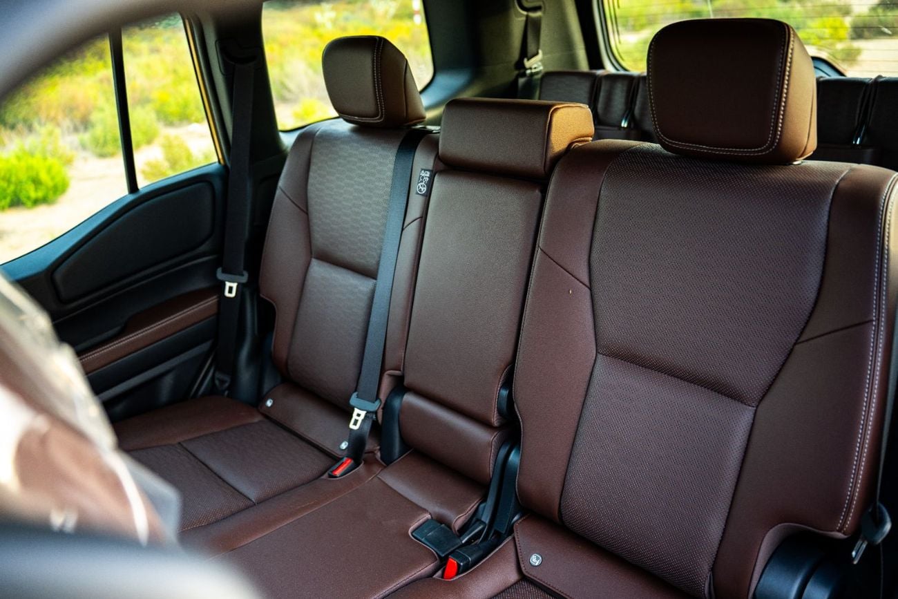 تويوتا برادو Toyota Land Cruiser Prado 2025 4WD SUV 2.4L