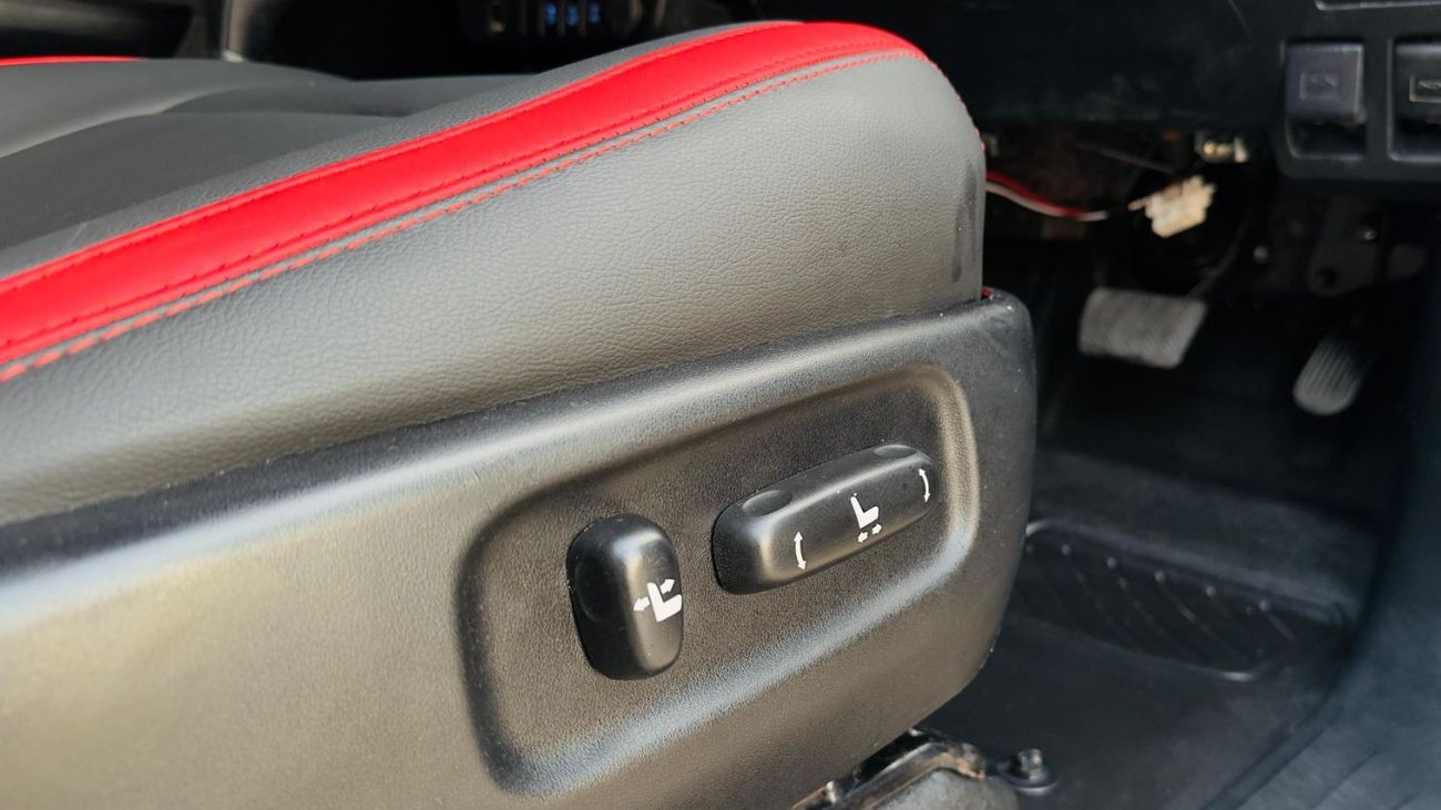 Toyota Hilux GR SPORT KIT INSTALLED | RHD | 2019 | (AT) | 2.8L DIESEL ENGINE | GR ALLOY RIMS | SPORTS BAR