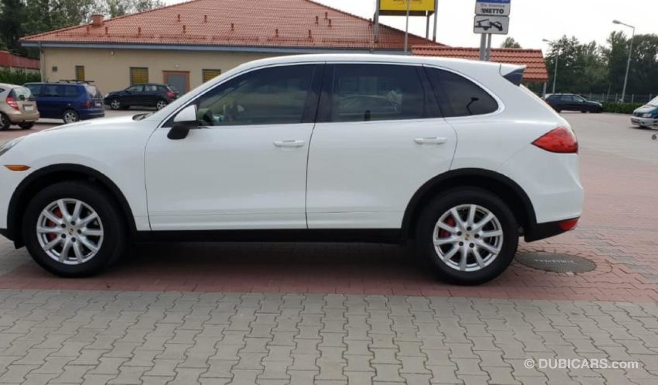 Porsche Cayenne S For Urgent Sale 2012