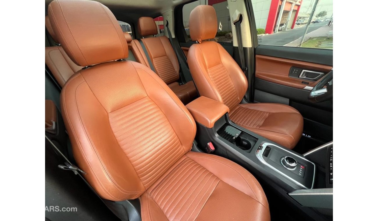 لاند روفر دسكفري LAND ROVER DISCOVERY HSE SPORT 2017 FULL OPTION VERY LOW MILEGAE DEALER WARRANTY