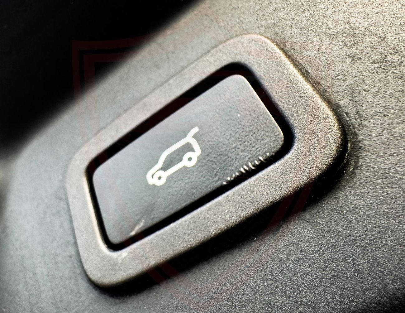 Land Rover Range Rover Velar S Range Rover Velar | 2.0 L | 2019 | GCC | Accident-Free | In Excellent Condition | 1380 P