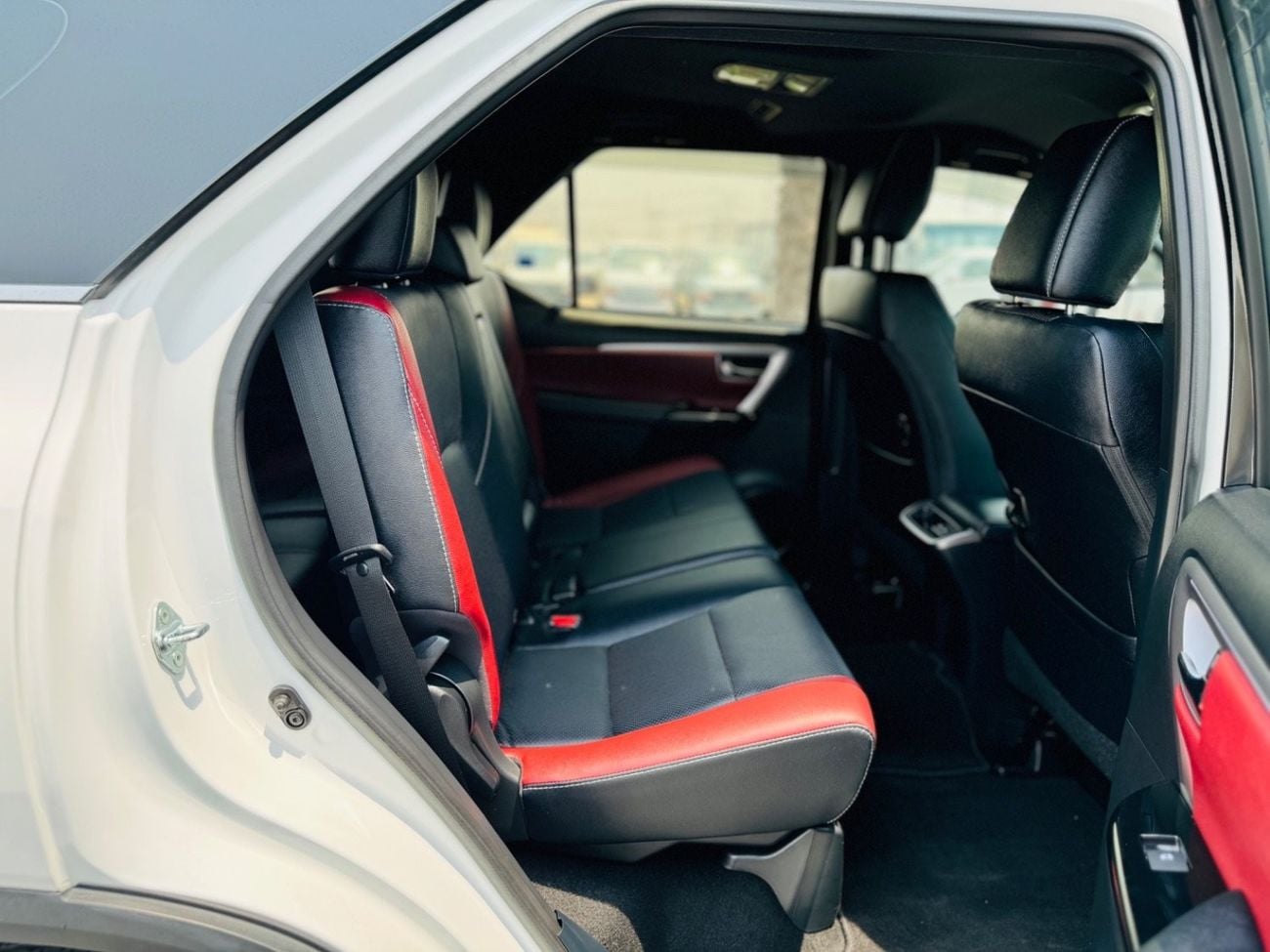 Toyota Fortuner Brand new Toyota fortuner legender diesel RHD