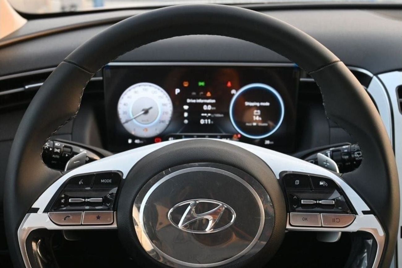 Hyundai Tucson Hyundai Tucson 1.6L Turbo, Petrol, (Mid+ Option) Model 2022, Color White (Export Price)