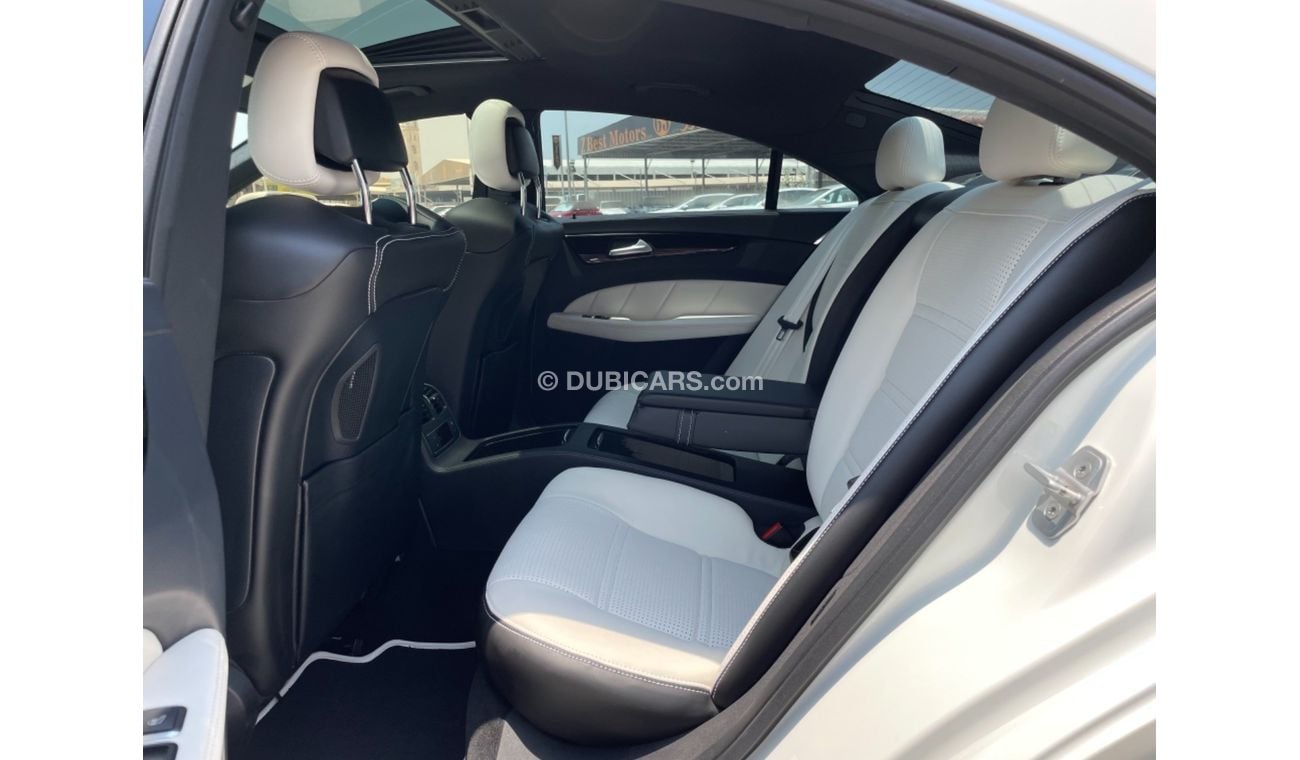 Mercedes-Benz CLS 63 AMG Mercedes Benz - AMG CLS 63 - 4MATIC S - IMPORT JAPAN