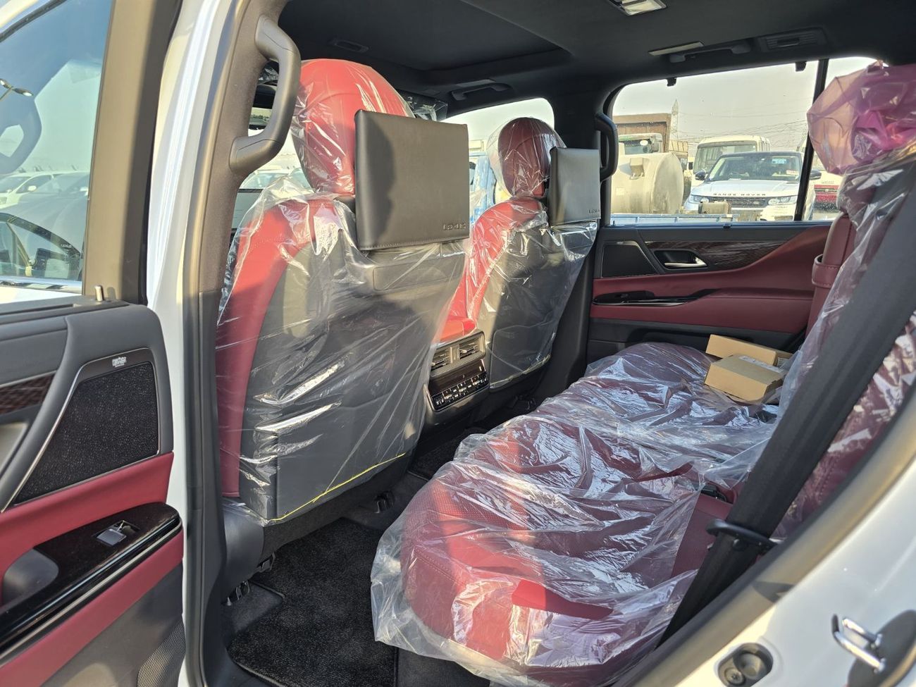 Lexus LX 600 3.5L Turbo + White color