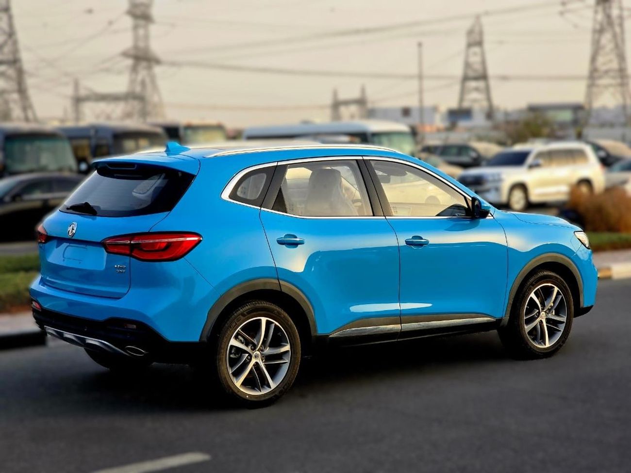 أم جي HS 2023 MH HS 1.5L Turbo petrol Trophy Edition South American spec