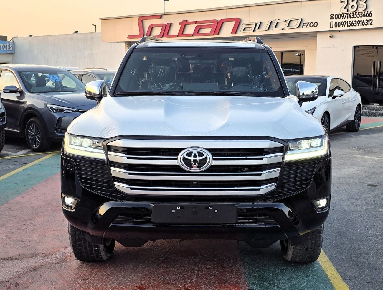 Toyota Land Cruiser VX Toyota land cruiser Vx 3.5l turbo 4*4 A/T  Black color inside black 2026
