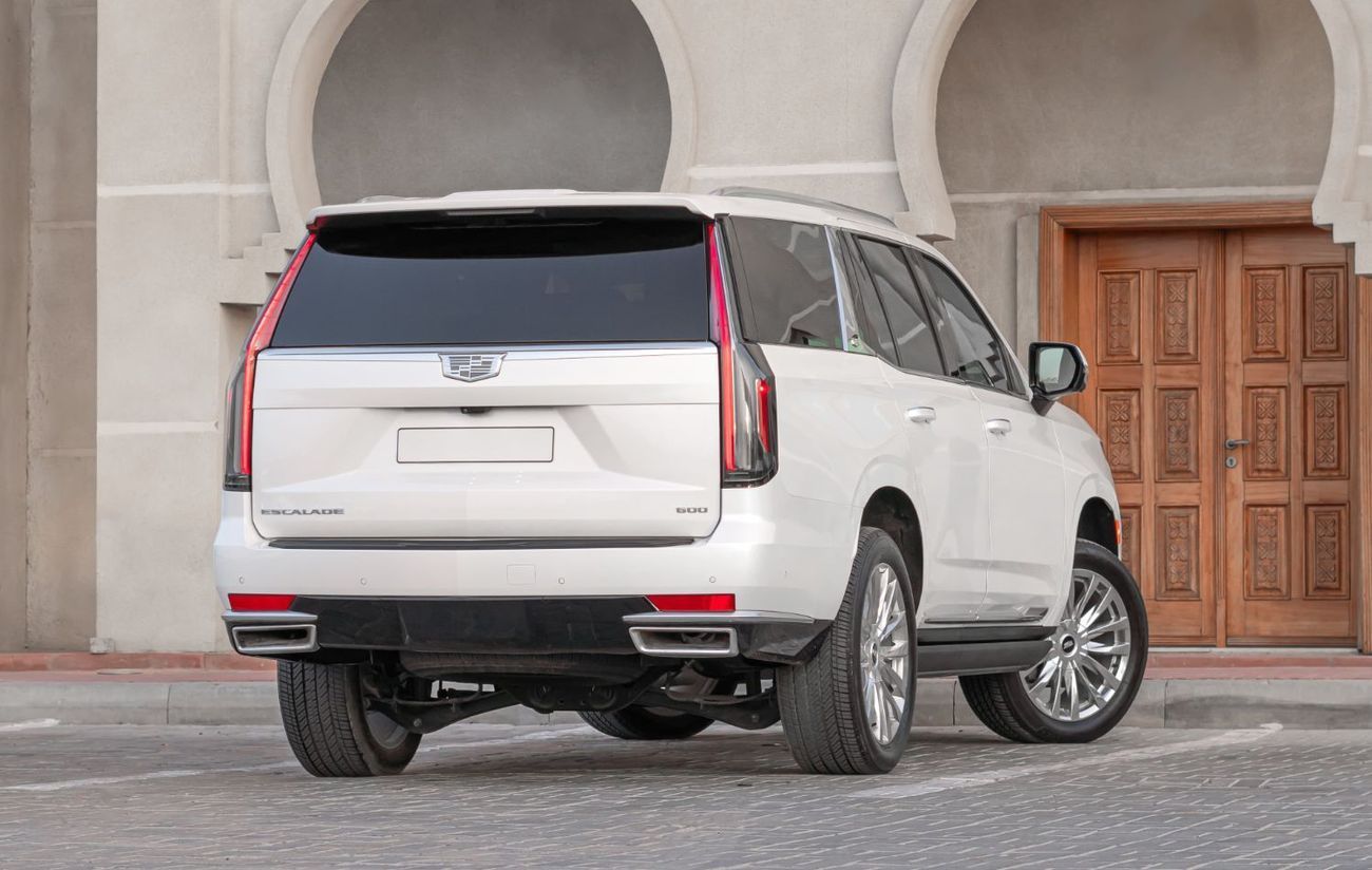 Cadillac Escalade Premium Luxury Platinum 6.2L 4WD