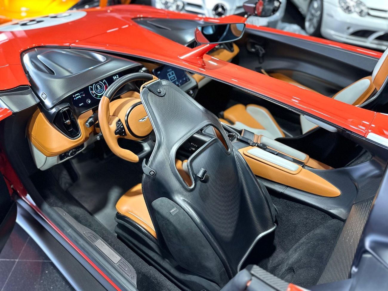 Aston Martin Vanquish SPEEDSTER