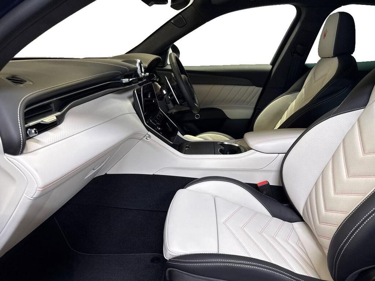 Maserati Grecale 3.0 V6 Trofeo ZF 4WD Euro 6 (s/s) 5dr (EXPORT ONLY) right hand drive