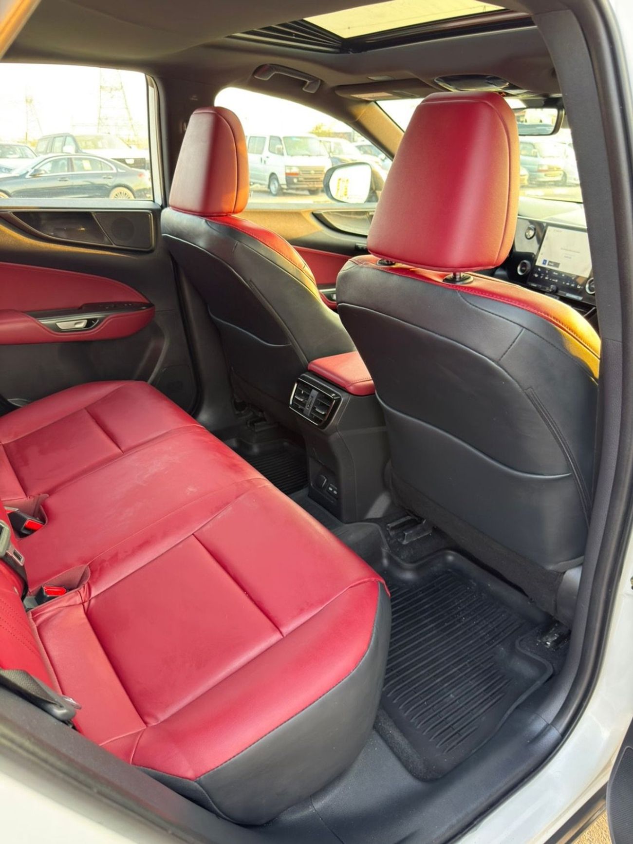 Lexus NX350 Premier 2.4L ( CYL)