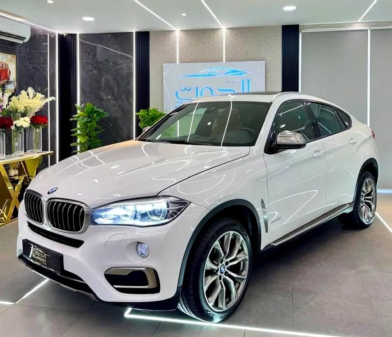 BMW X6 SPECIAL X6M V8 || WELL MAINTAINED || RADAR || TOP RANGE || TOP OPTIONS || GCC || LOW MILEAGE