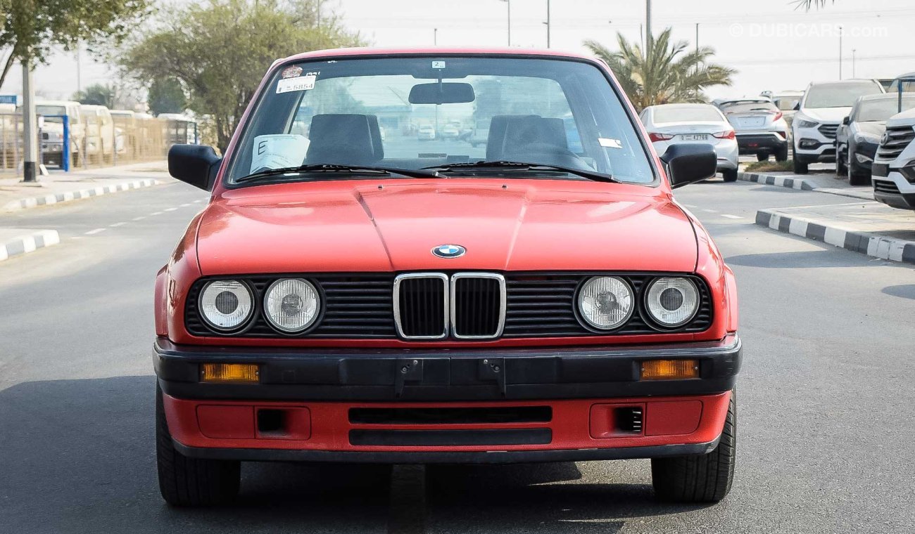 بي أم دبليو 320 i