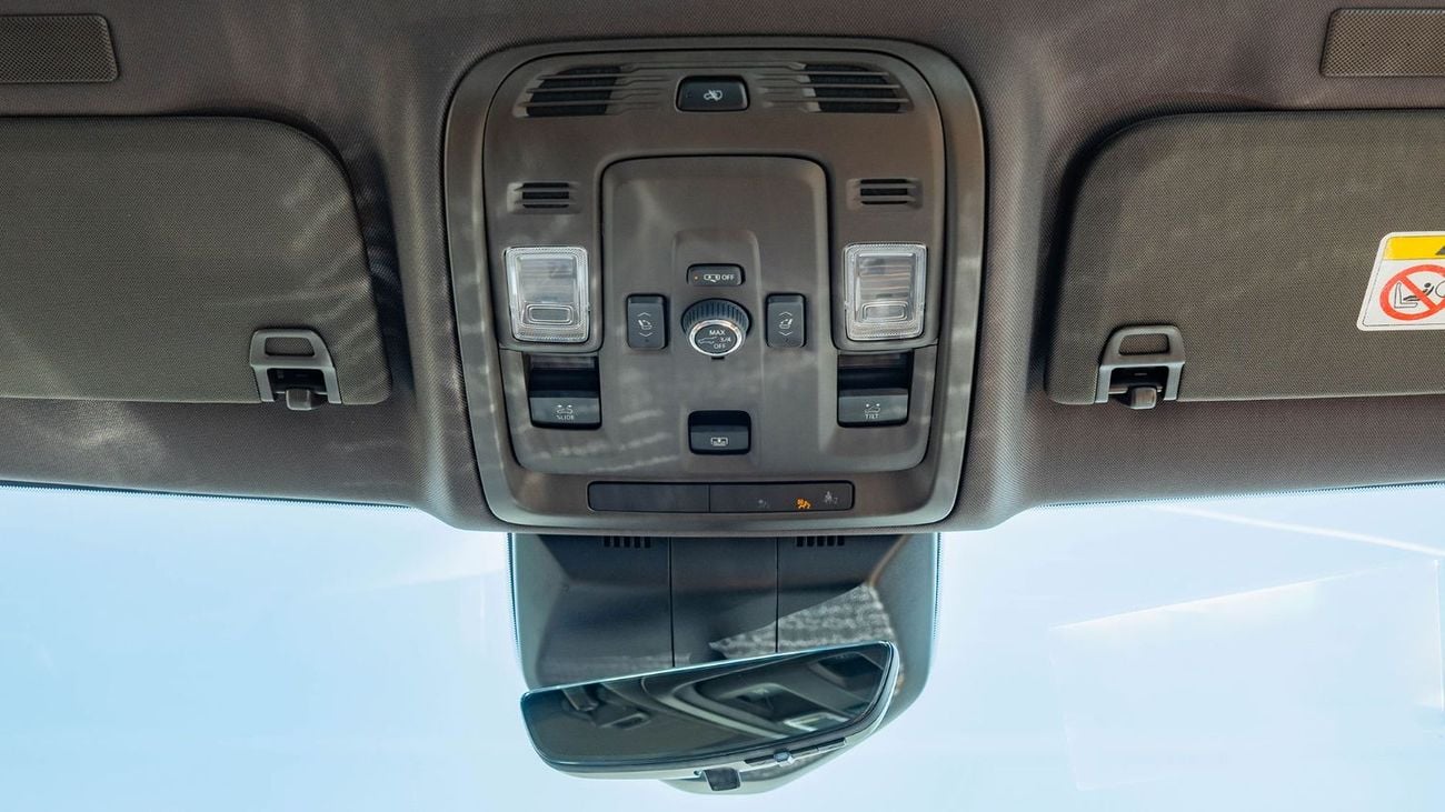 كاديلاك إسكالاد 2026 Cadillac Escalade Premium Luxury 6.2L V8 AT Petrol