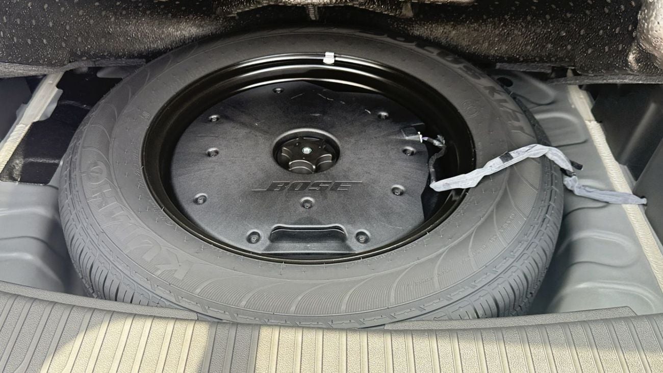 رينو كوليوس 2.5L Petrol 4WD 2025YM