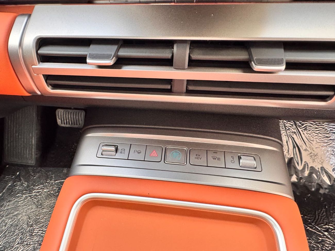 بي واي دي ليوبارد تيتانيوم 7 BYD Leopard 7 Ultra - 2025 (Export) Ready Stock