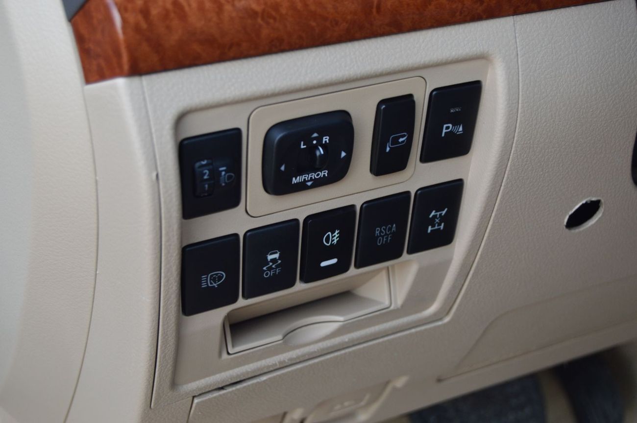 Toyota Land Cruiser Full Option