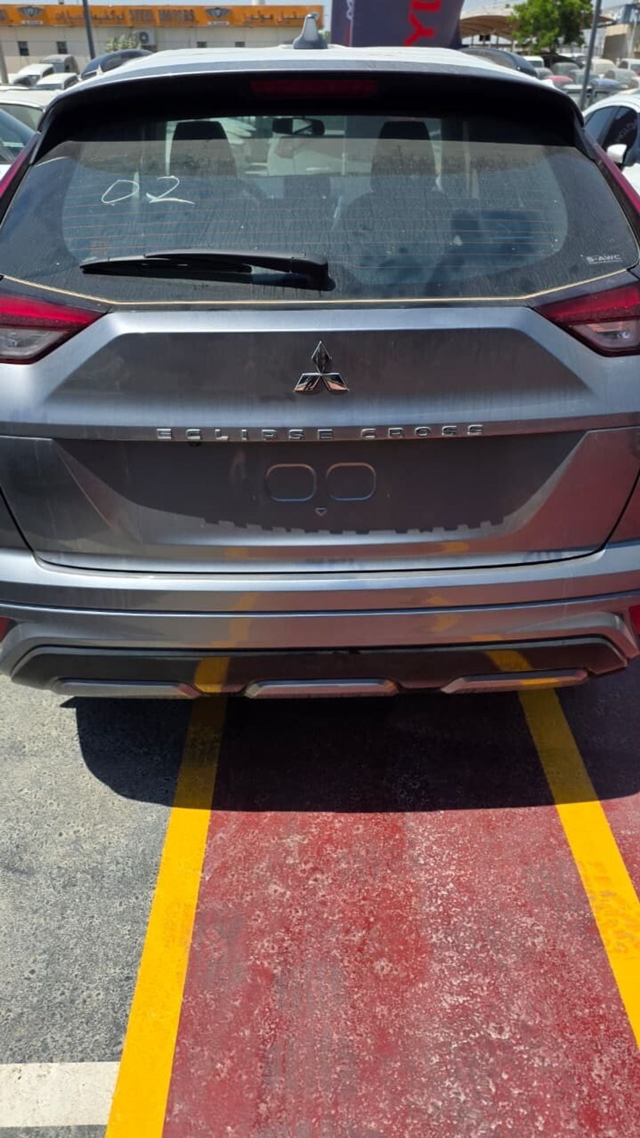 Mitsubishi Eclipse Cross GLX FULL Mitsubishi Eclipse Cross GLX MEDIUMLINE 2.0L 155HP 4WD 5 SEATS 5 DOOR EXPORT ONLY