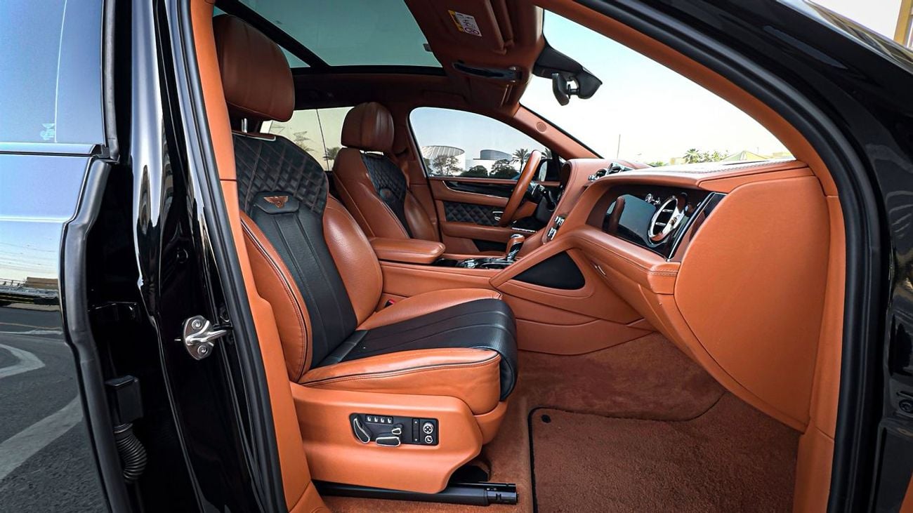 Bentley Bentayga S Black Edition 4.0T S Black First Edition 4.0T