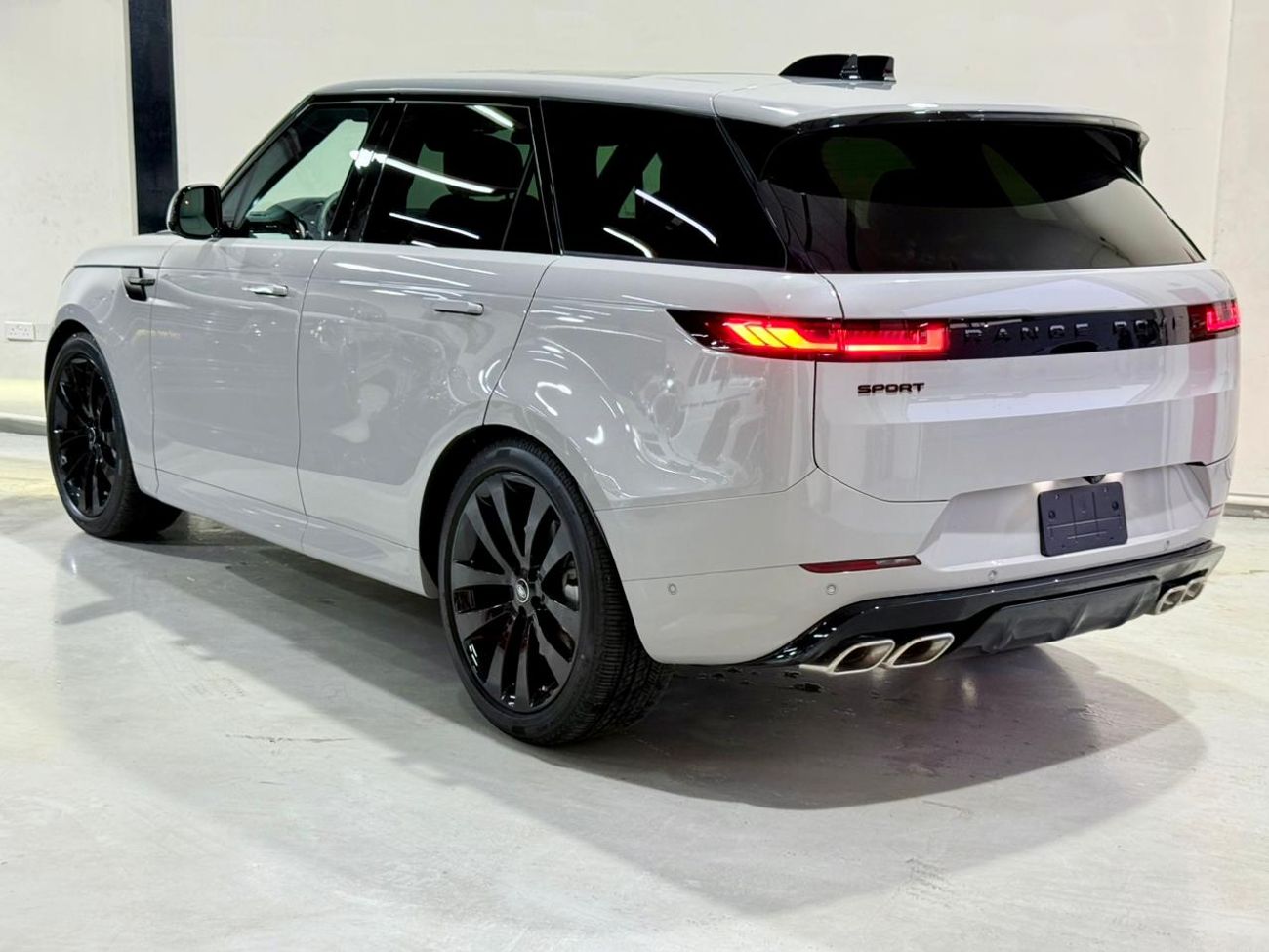 لاند روفر رينج روفر سبورت V8 P530