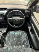 Toyota Hilux SR5 with full option 4x4