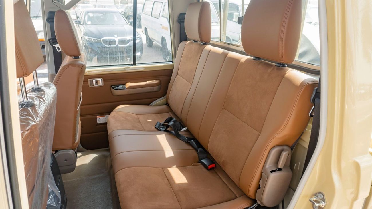 تويوتا لاند كروزر بيك آب 2025 Toyota Land Cruiser LC 79 DC 2.8L AT Diesel Full Option