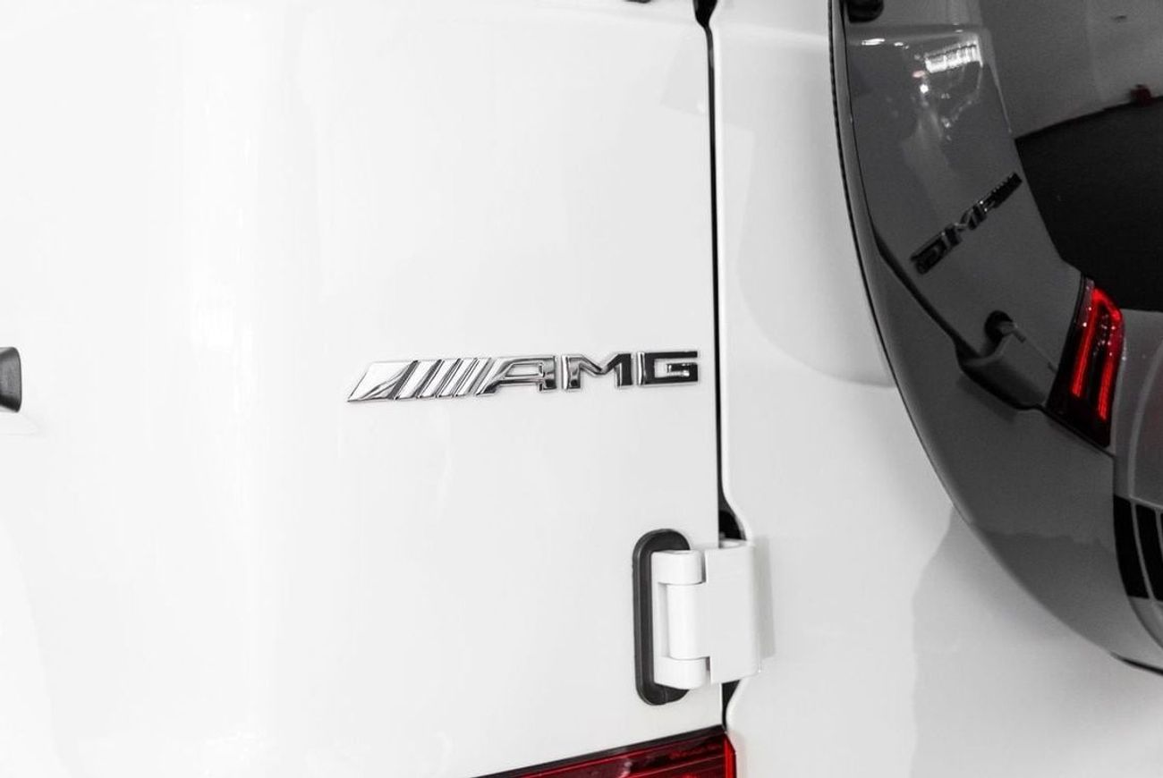 Mercedes-Benz G 63 AMG Mercedes Service History / Japan spec