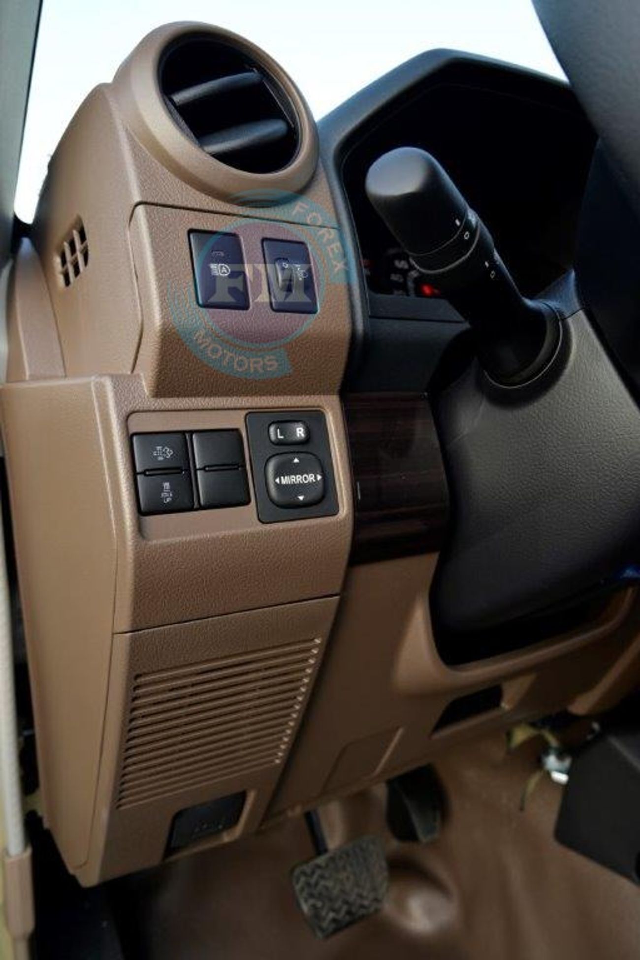 Toyota Land Cruiser Pick Up 79 single cab DLX 2.8L Turbo Diesel 4WD Automatic