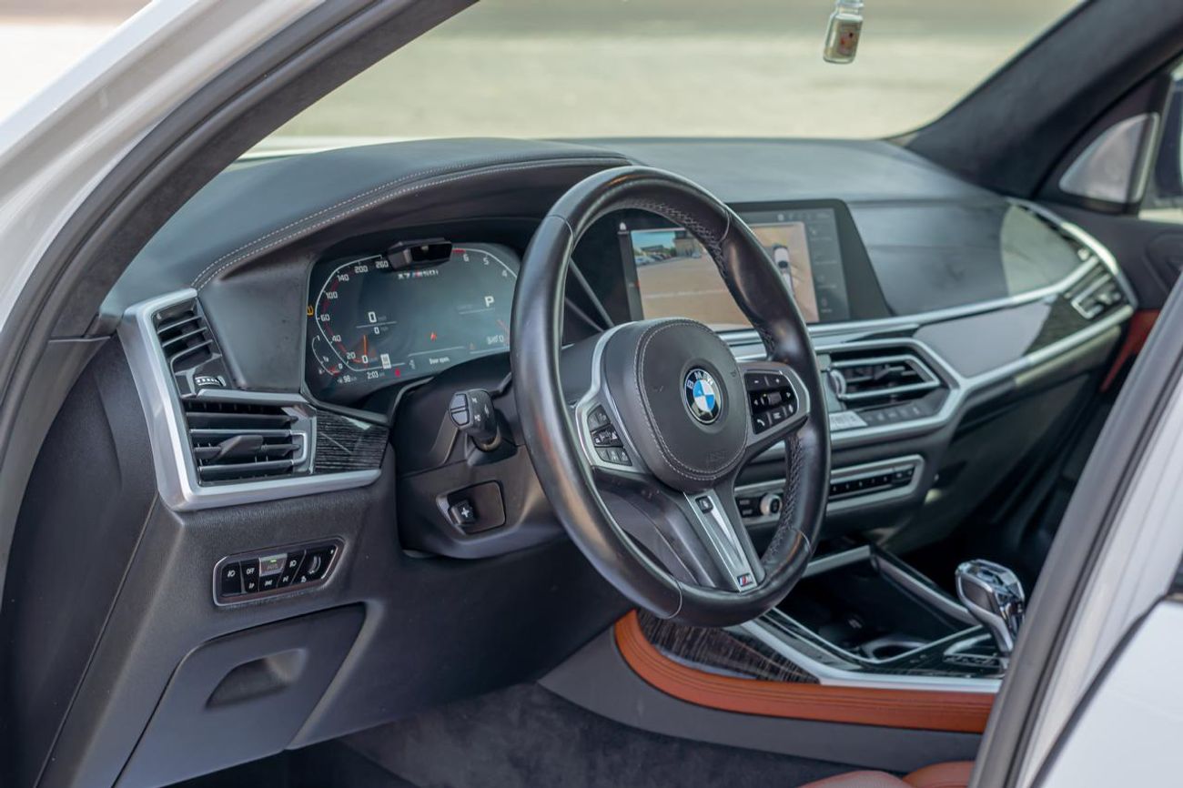 بي أم دبليو X7 M50i 4.4L (530 HP)