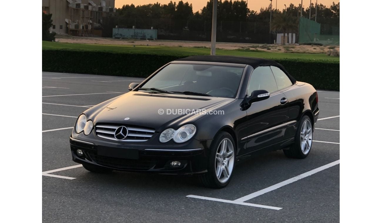 مرسيدس بنز CLK 200 موديل 2009 خليجي  حاله ممتازه جدا من الداخل والخارج مالك واحد من الوكاله