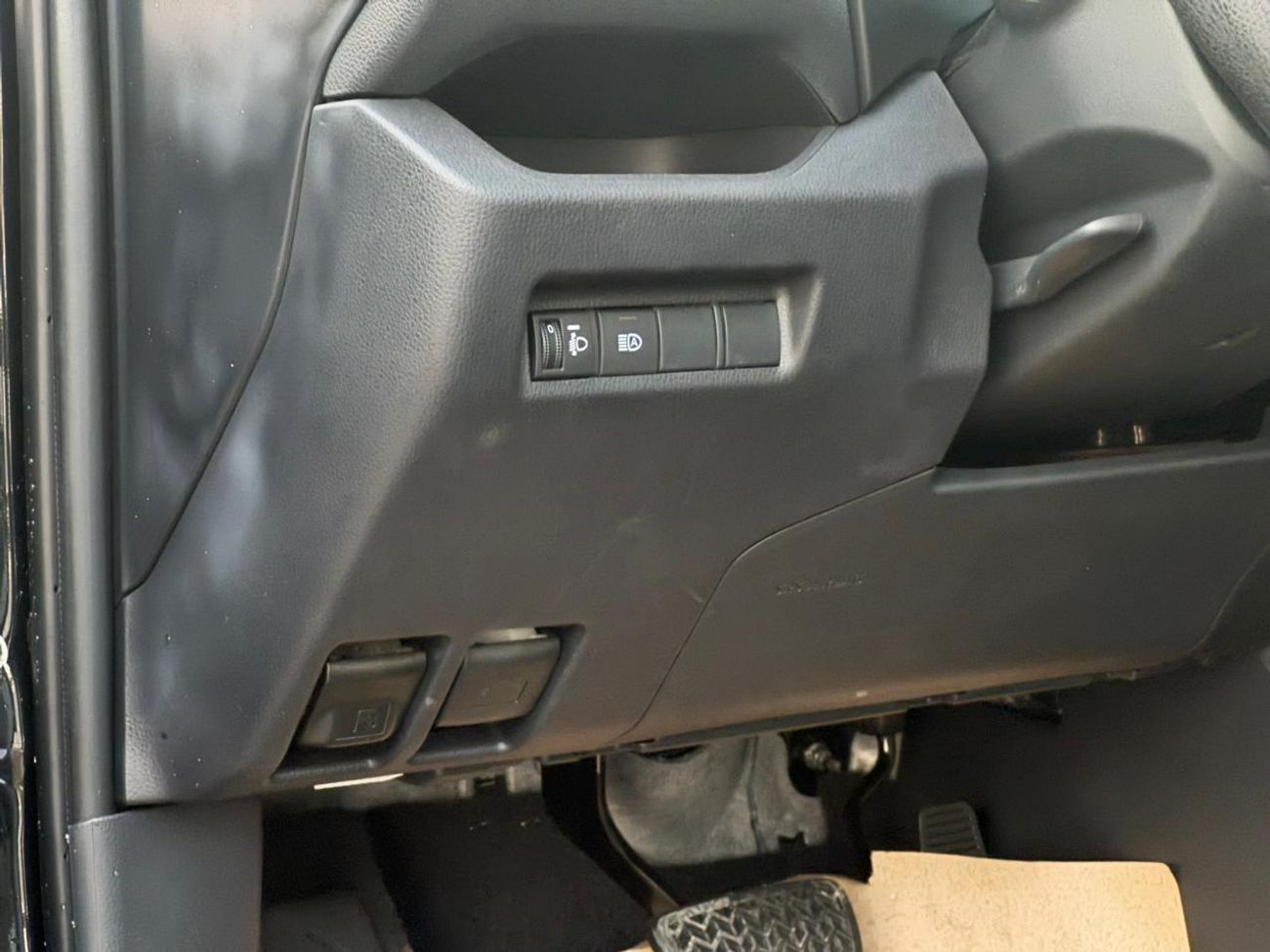 Toyota RAV4 2025 TOYOTA RAV 4 2.0L PETROL A/T STANDARD OPTION CHINESE SPEC