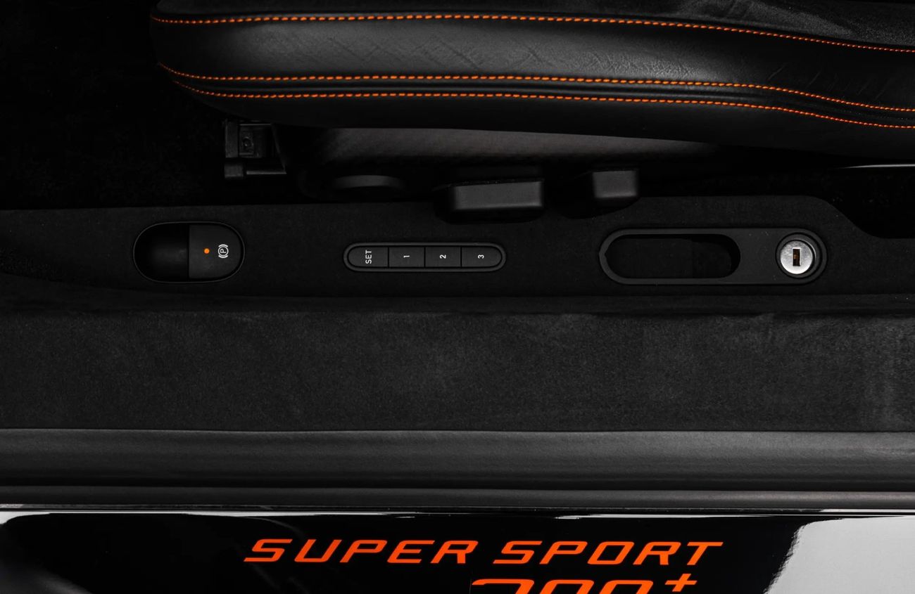 Bugatti Chiron 8.0L W16 Quad-Turbocharged Engine