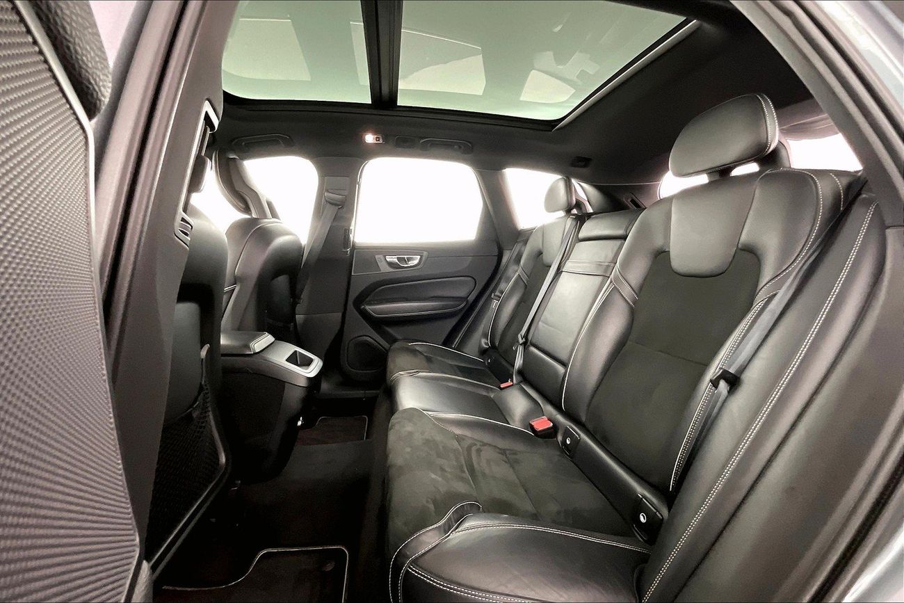 Volvo XC60 T5 R Design | Guaranteed Warranty | 0 Down Payment