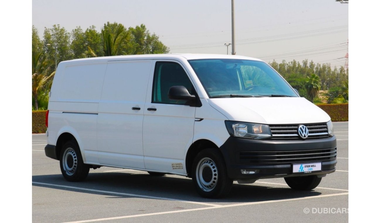 Volkswagen Transporter 2017 | Volkswagen Transporter TSI | Delivery Van | PETROL - MANUAL | GCC SPECS - EXCELLENT CONDITION