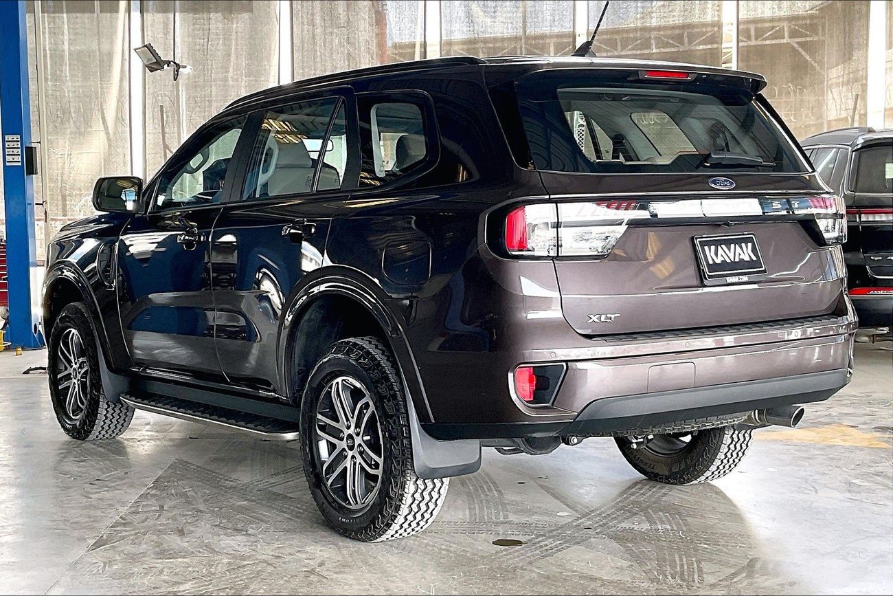 فورد ايفرست XLT | شامل الضمان | 0 ﺪﻔﻋﺓ ﺃﻮﻟﻯ