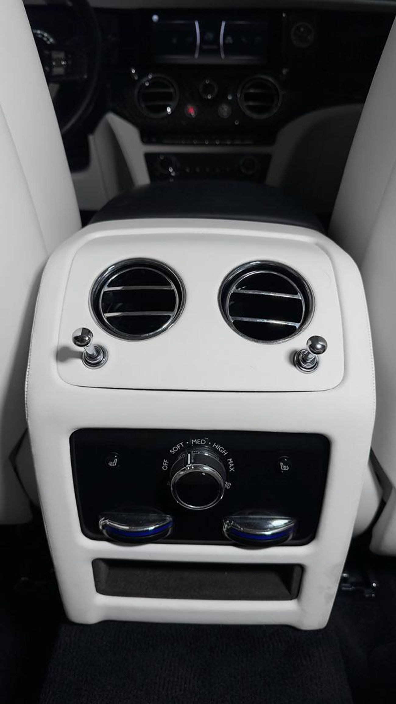 رولز رويس جوست 6.75T Short Wheelbase