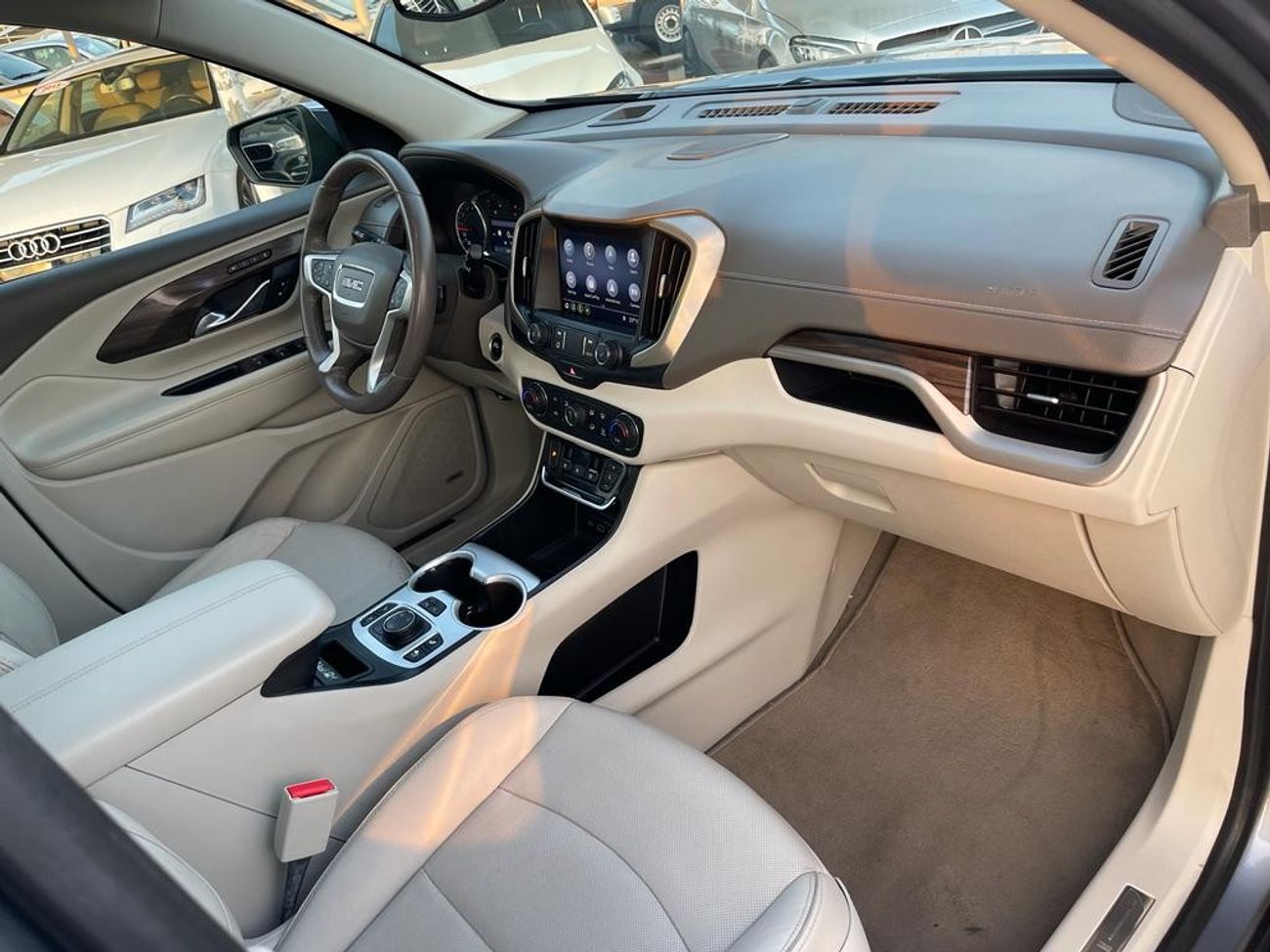 GMC Terrain SLE James Teran_Gcc_2019_Excellent_Condition _Full option