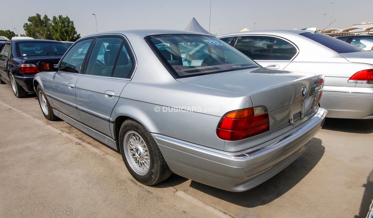 بي أم دبليو 740Li i With 750 i Badge