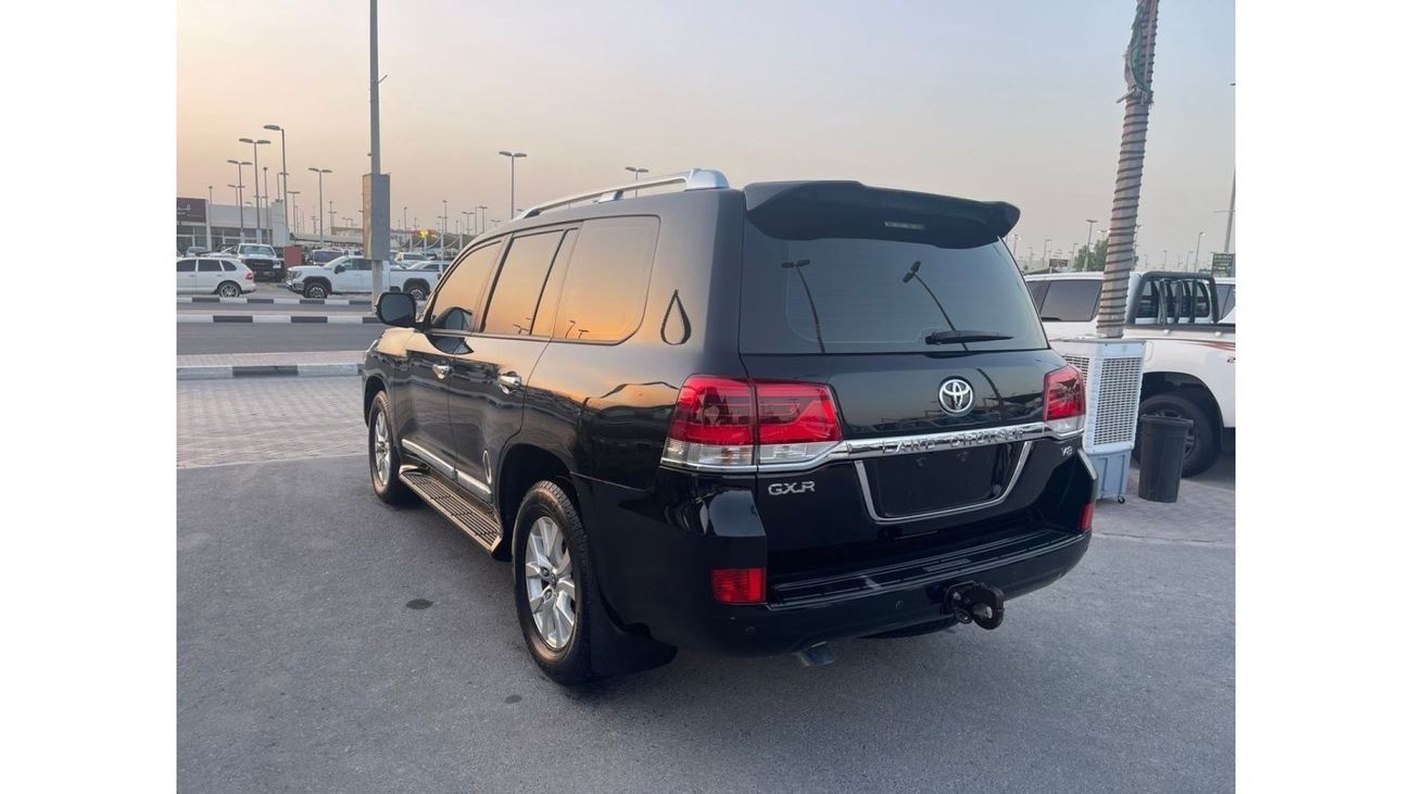 Toyota Land Cruiser 2016 Toyota Land Cruiser GXR (J200), 5dr SUV, 4.6L 8cyl Petrol, Automatic, Four Wheel Drive. clean c