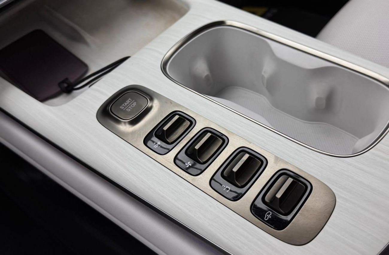 Xiaomi SU7 Max AWD 2024 Xiaomi SU7 Max, Head-Up Display, Fully Loaded, Excellent Condition, Chinese