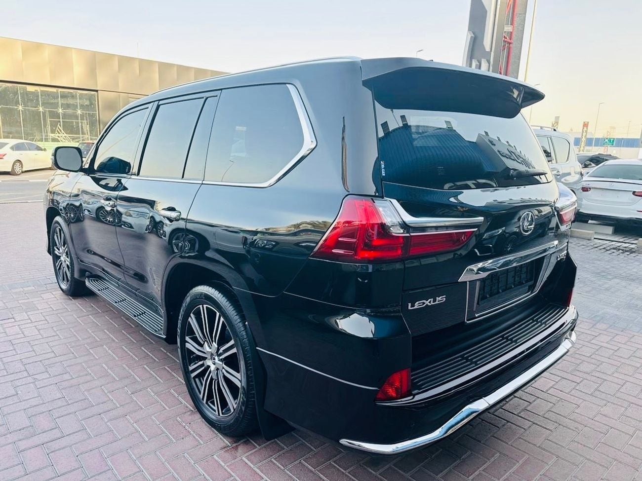 لكزس LX 570